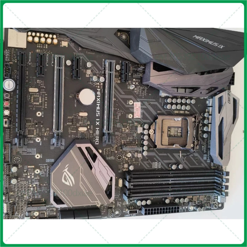 

Используется для основной платы ASUS ROG MAXIMI IX HERO