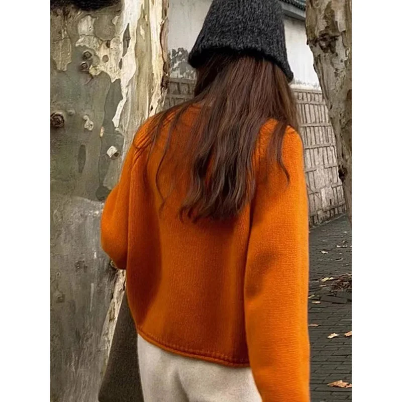 2024 New Round Neck 100% Pure Wool Sweater For Women Loose Versatile Rolled Edge Solid Color Pullover Sweater Base Sweater Top