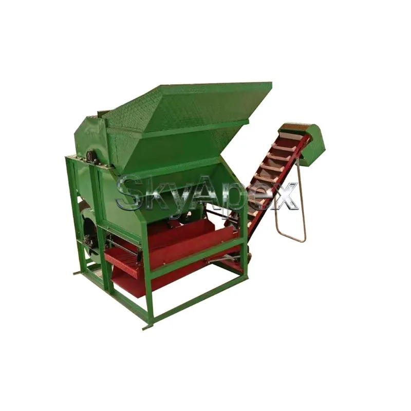 High-efficiency Peanut Picking Harvester, Agricultural Groundnut Reaping Machine  Farm Crop Harvesting and Rural Plantation Work