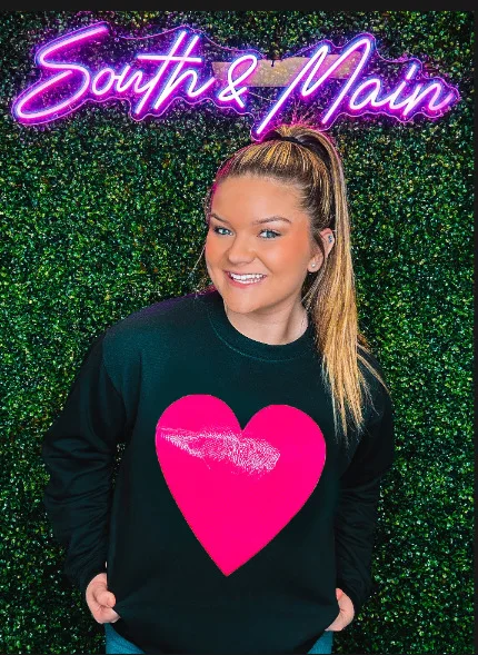 BKLD 2025 Spring New Fashion Sequined Heart Pattern Long Sleeve Tops Rouned Neck Sweatshirts Hoodie Christmas Clothes For Women