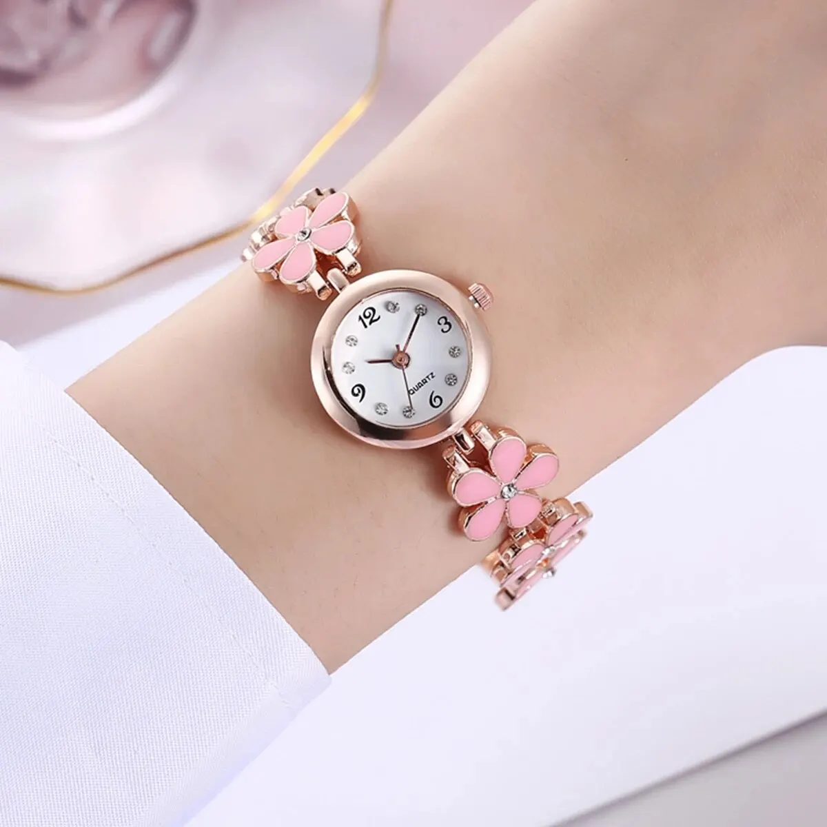 Mori Small Dial Petal Bracelet Watch Korean Version Simple and Compact All Cute Small Fresh Quartz Watch