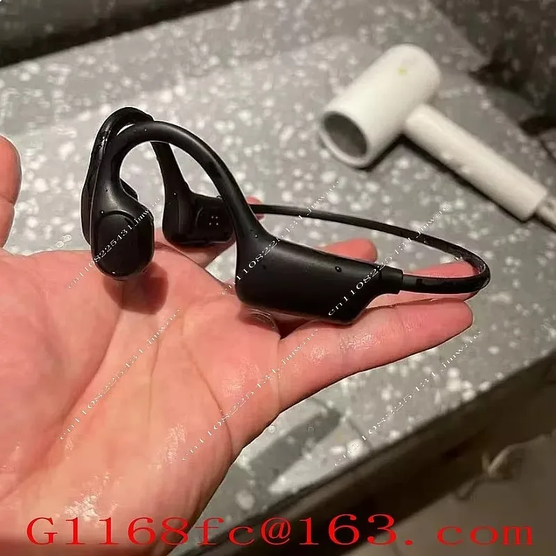 Swimming Sports Headphones 8GB Memory IP68 Waterproof HiFi Lossless Sound 12H Battery