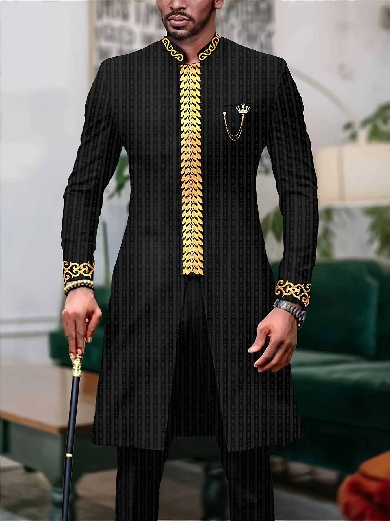 

Men's casual two-piece suit set with long sleeves, mid-length jacket and trousers.