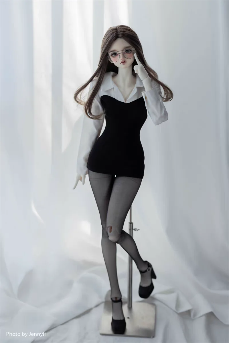 BJD poppenkleertjes zijn geschikt voor 3-puntsjurken, nauwsluitende shirts, OL-jurken, dagelijkse dameskleding en uitgaan