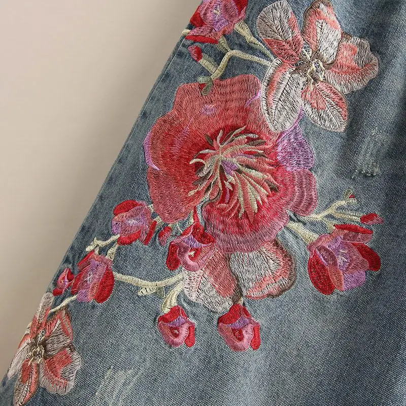 ハイウエスト薄デニムジーンズ レディース 夏新作 ルーズワイドレッグパンツ 刺繍入りクロップドフレアパンツ 清涼感ジーンズ