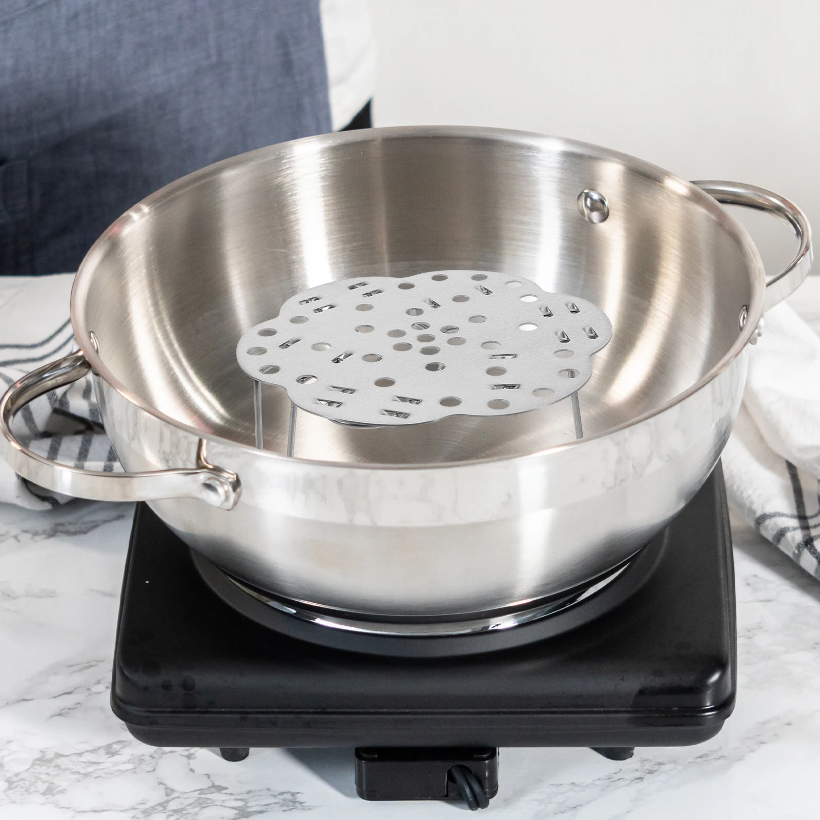 

Foldable Steaming Plate Rack Stainless Steel Insert Tray Adjustable Size Versatile Kitchen Cookware Vegetable Dumpling Egg Steam
