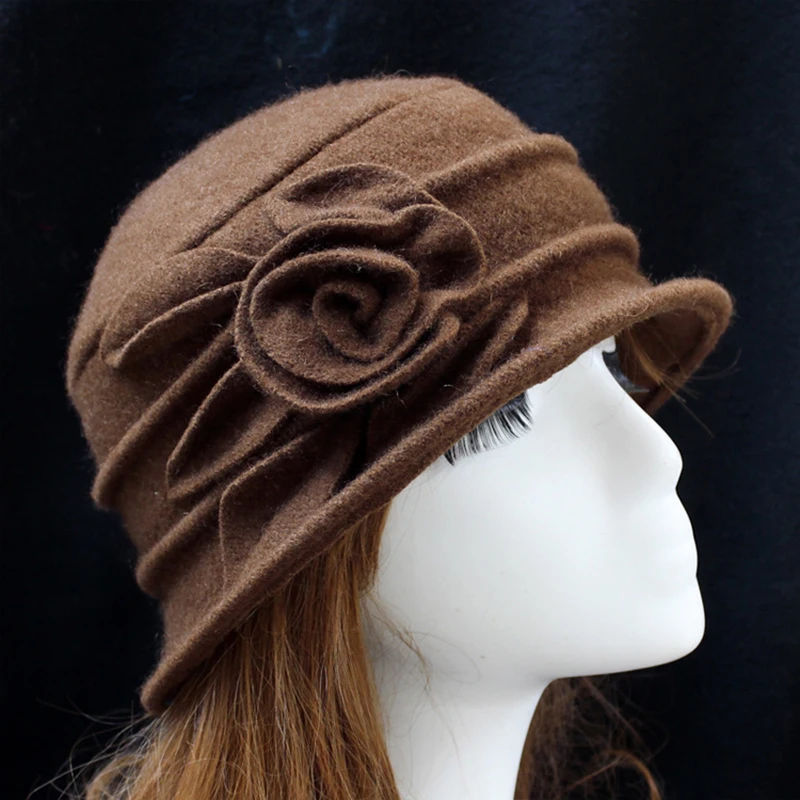 New Middle Aged Ladies Wool Hat Mom Hat Beret Autumn Winter Warm Women\'s Vintage Elegant Flower Knitting Basin Cap Flat Caps