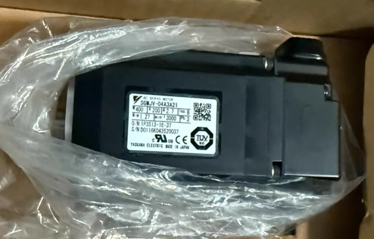 Original Genuine SGMJV-04A3A21 Brand New Servo Motor，SGMJV 04A3A21，Fast shipping