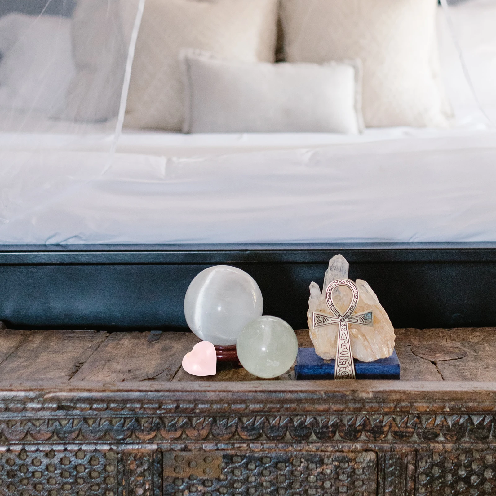 

2Pcs HeartShaped Pink Rose Quartz Stone Decorative naments for Home Office Car TeaRoom Necklace KeyChains Healing Crystal