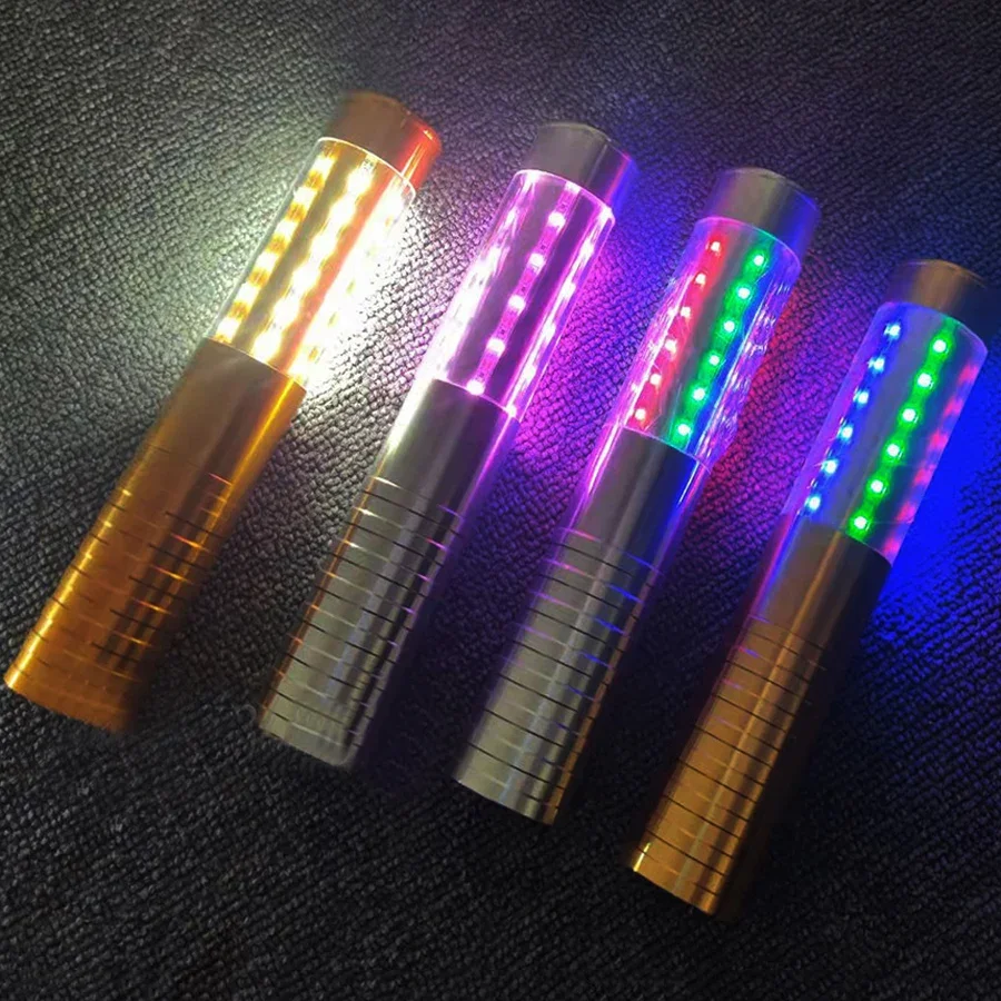 يده ستروب أضواء زجاجة شمبانيا سباركلرز led ستروب باتون زجاجة خدمة أضواء ل نادي بار الزفاف KTV ديكور الحفلات