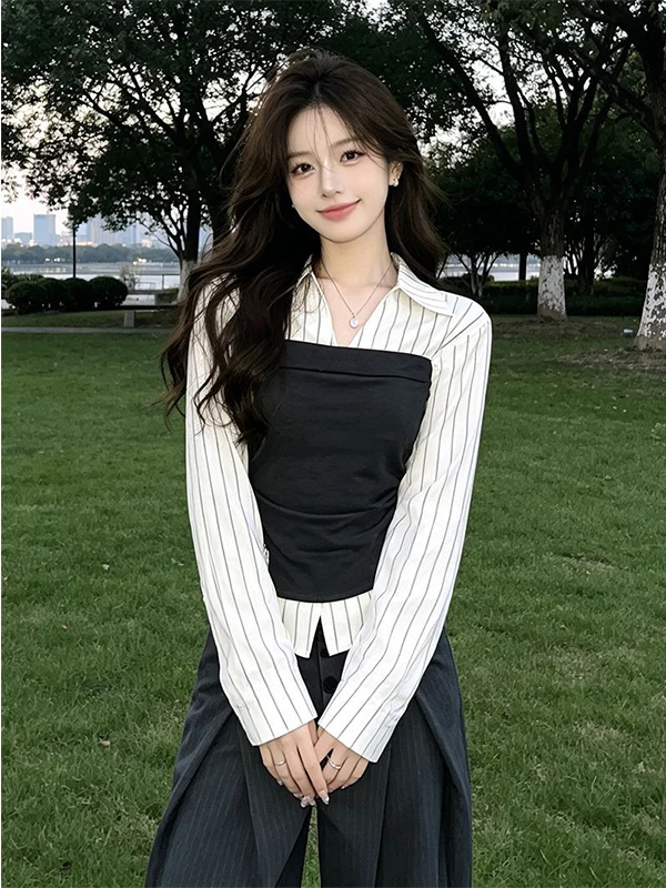 Fashionable Casual Women's Two-Piece Set Autumn 2026 Design Sense Shirt Wide Leg Pants Ensemble High Waist Striped Pattern