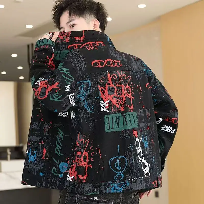 

Индивидуальная джинсовая куртка с буквенным графическим принтом, мужская новая мода, уличный тренд, повседневные свободные джинсовые куртки, пальто, одежда