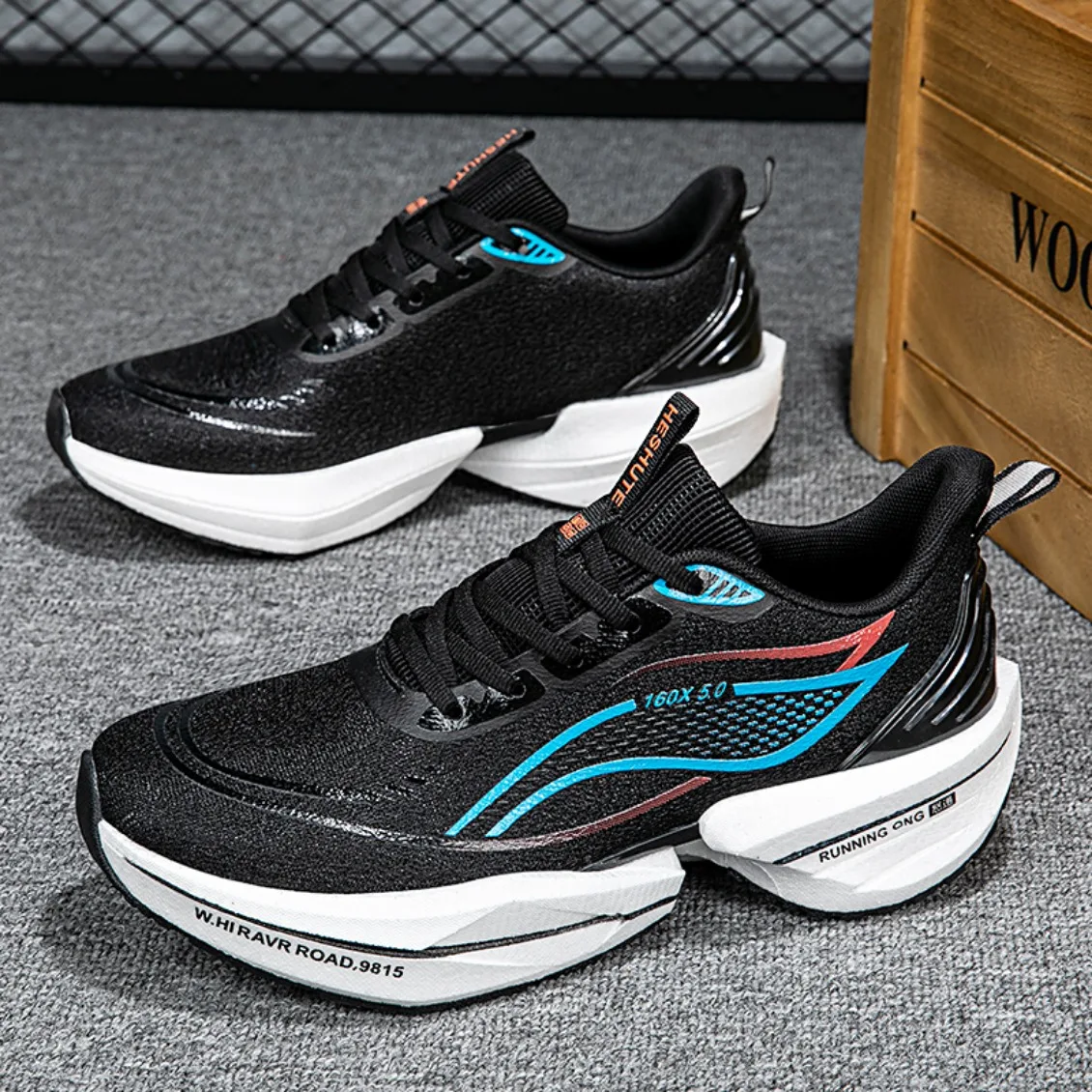 Unisex Running Shoes Carbon Plate Marathon Sports Breathable Lightweight Athletic Sneakers Men's Women's Comfy Nonslip Shoes