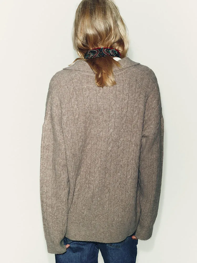 Faionable Long Sve Knitted  Ne Sweater New Arrival Winter 2025 Women's Casual Loose Fit Knitted Garment