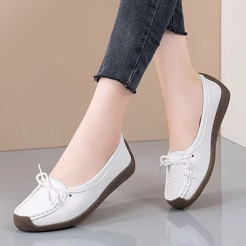 ‌Lightweight Soft Moccasins for Women - Leather Slip On Shoes with Rubber Sole Comfortable Indoor Outdoor All Seasons