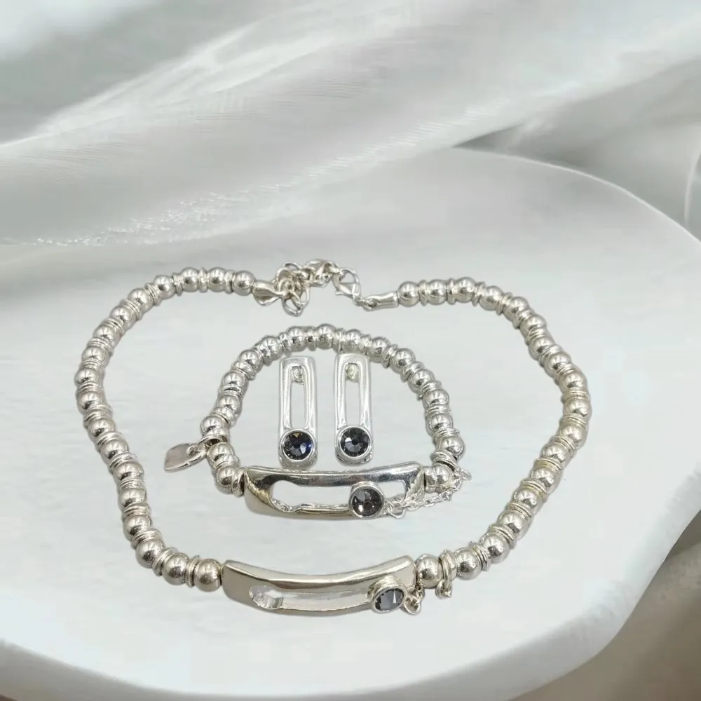 2026 Spring Noble Palace Style Gold Silver Grey Crystal Buckle Set Jewelry Three Piece Set Banquet Gift