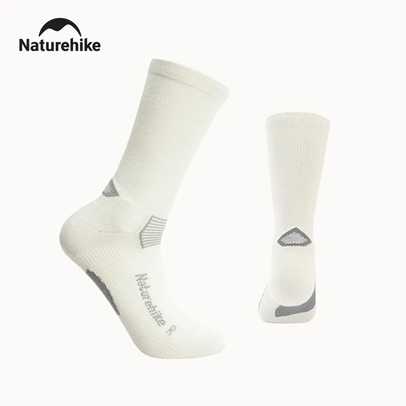 Naturehike جوارب رياضية للرجال والنساء التجفيف السريع جوارب ناعمة مقاومة للاهتراء عالية المرونة الجري المشي لمسافات طويلة تنفس الجوارب