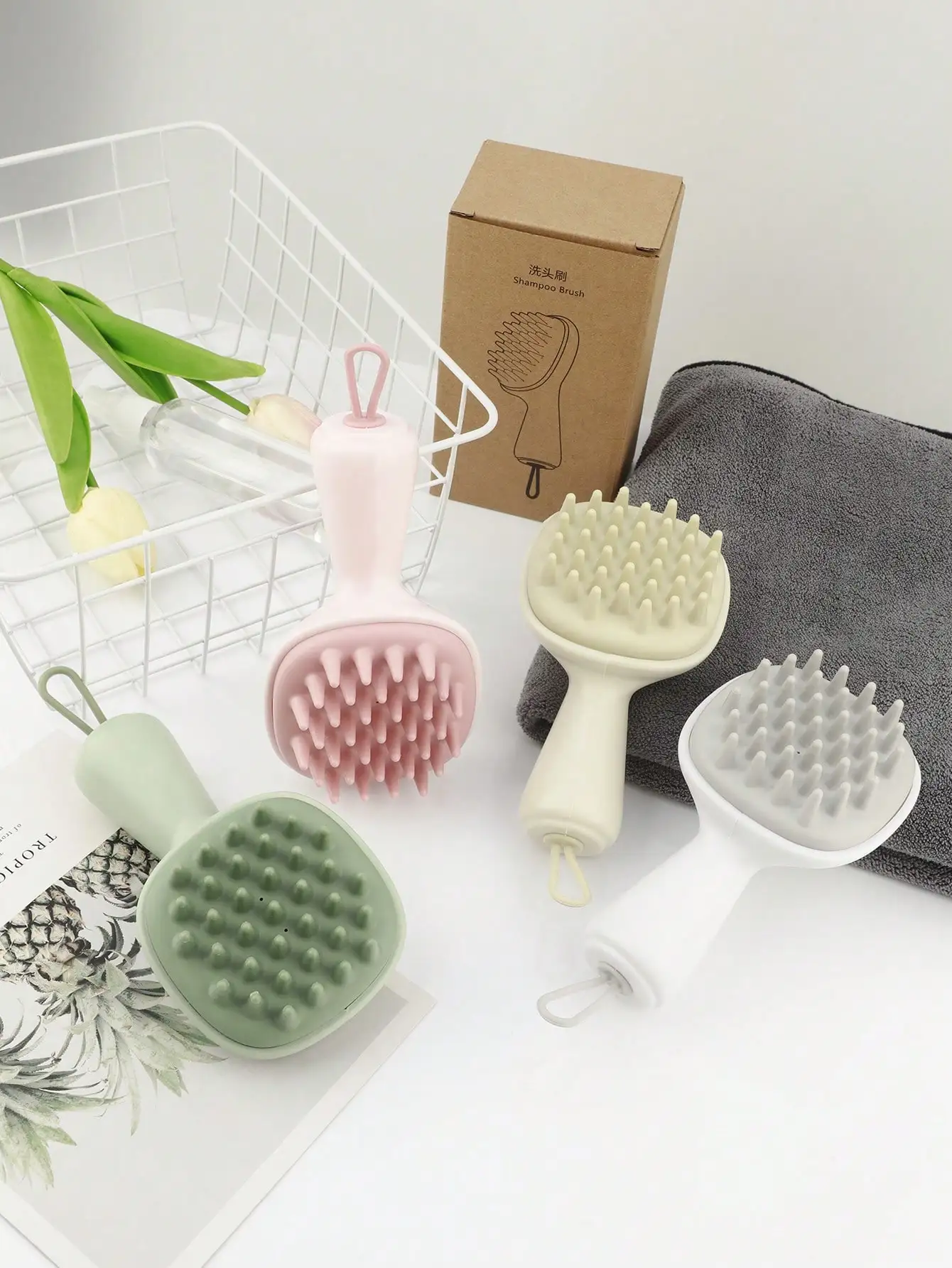 1 Pcs Handheld Silicone Scalp Massager Shampoo Brush Soft Bristle Hair Scrubber Head Massage Comb Hair Washing Tool