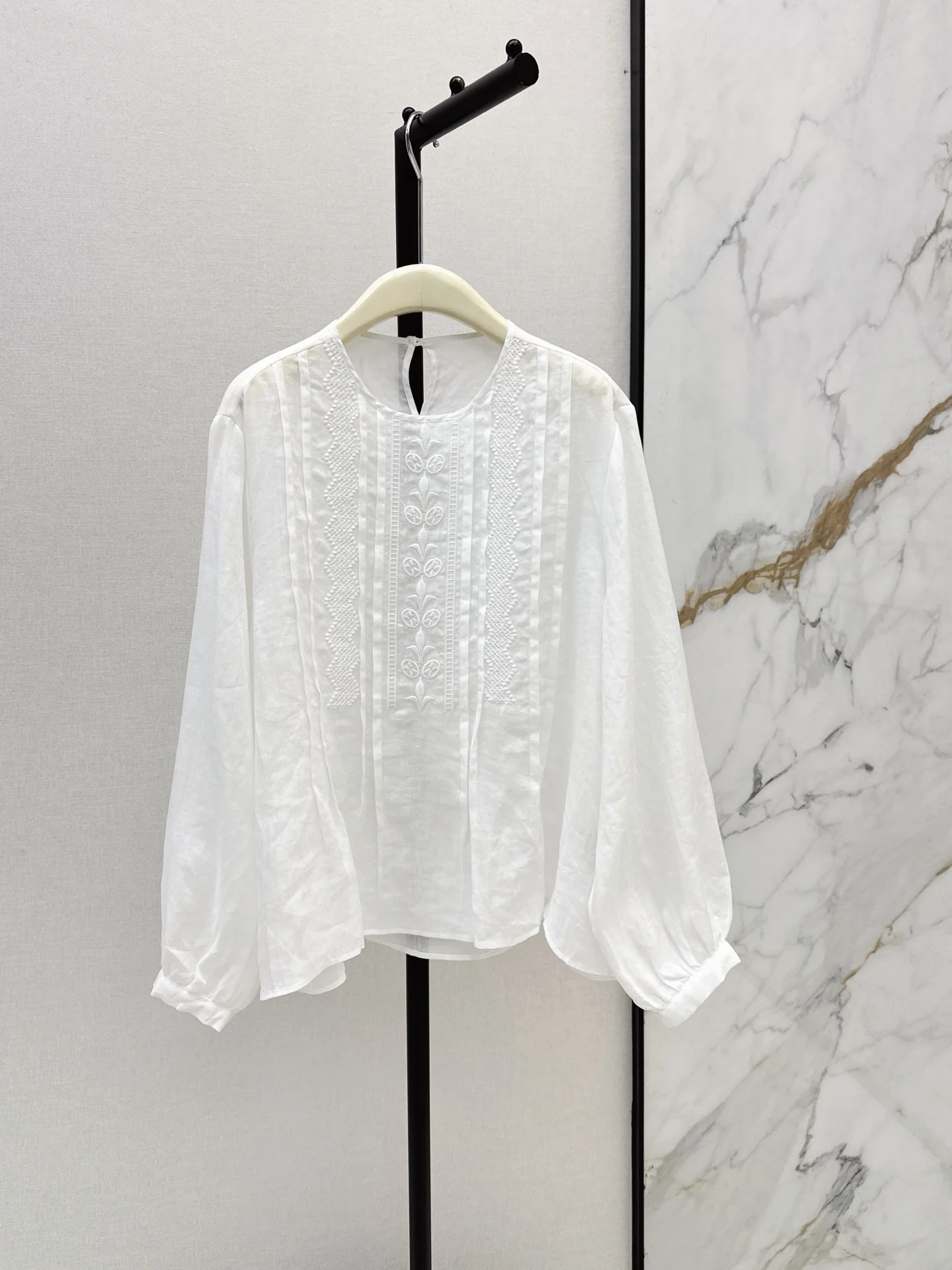 2026 Early Autumn Latest Ramie Embroidered Long Sleeve Shirt
