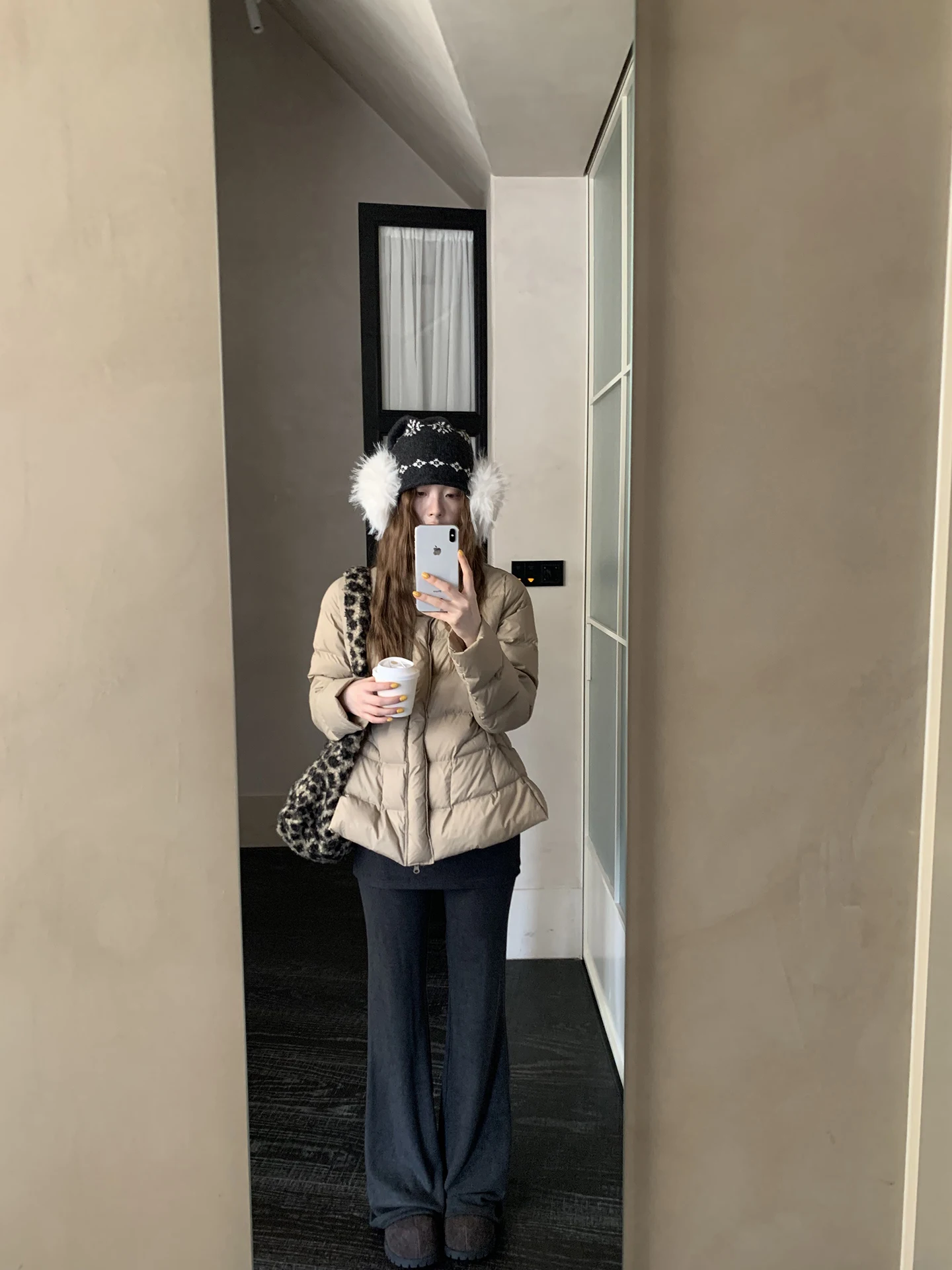 Calças Largas Cinza com Corte Flare para Mulheres, Calças Casuais de Cintura Baixa em Tecido Elástico, Confortáveis para Uso ...