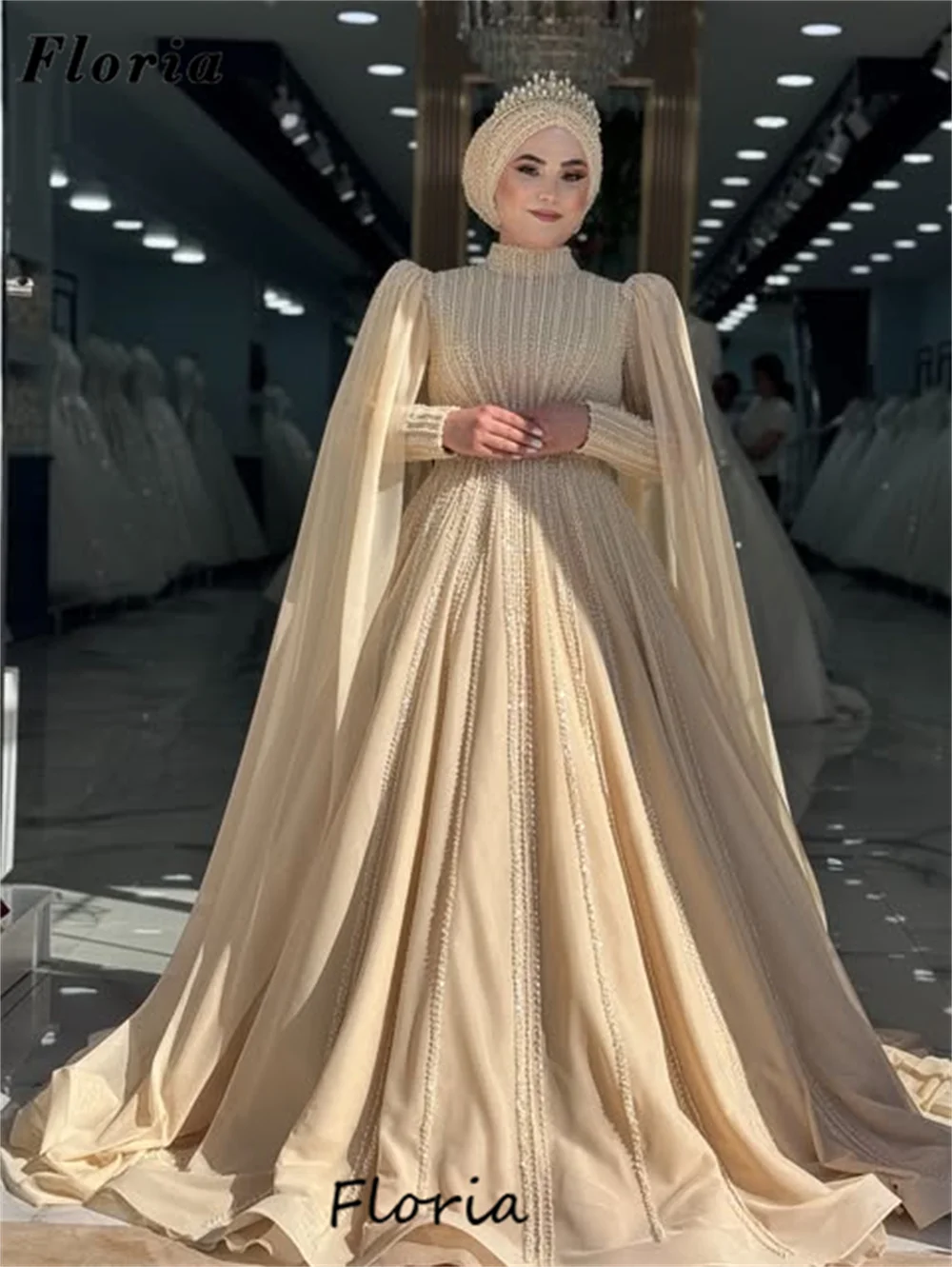 

Middle East Champagne Ball Gown Prom Dresses Cape Long Sleeves 2025 Dubai Beaded Crystals Evening Dress Party Gowns Customized