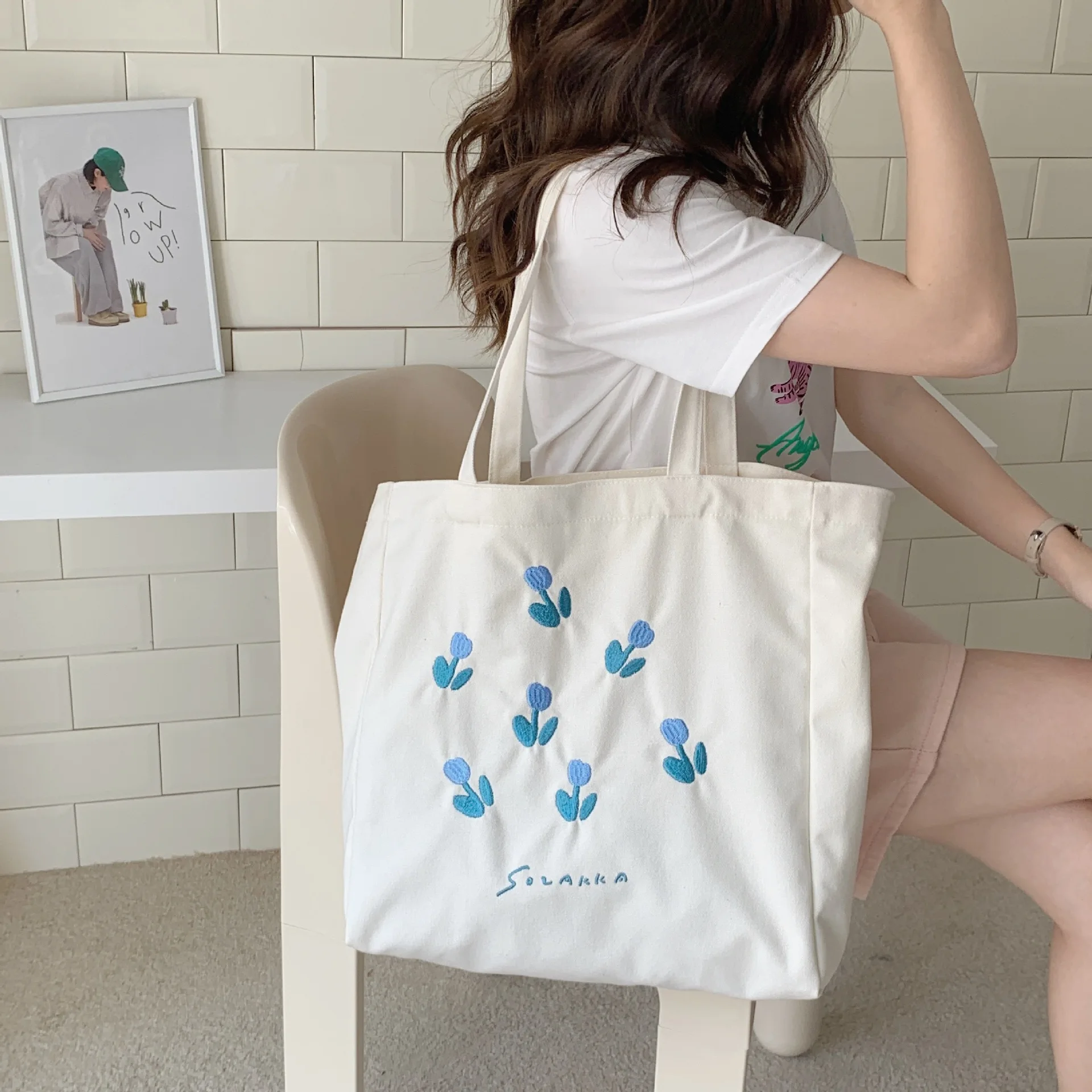 Canvas Shoulder Bag For Women Tulip Printing Ladies Casual Handbag Tote Bag Large Capacity Cotton Reusable Shopping Beach Bag