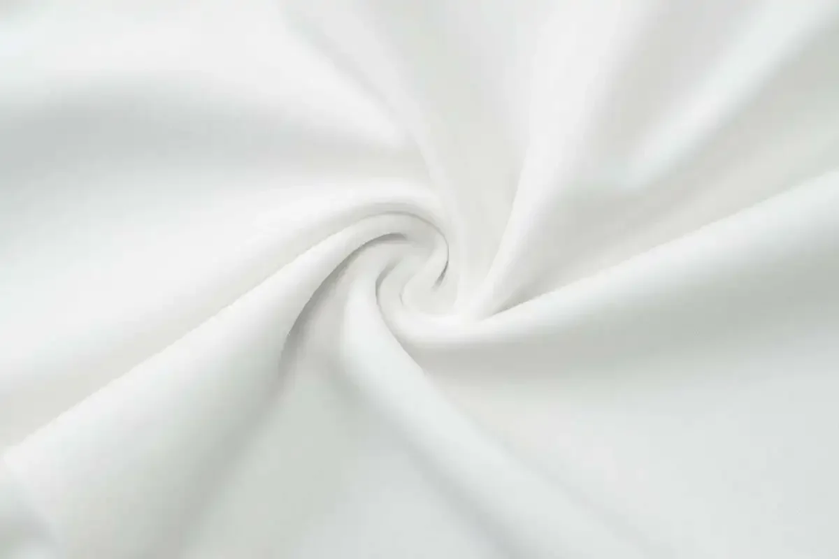 Sommerliches, neues, ärmelloses Damenkleid in Uni-Farbe, tailliert, lässiges Midikleid – Detail 30