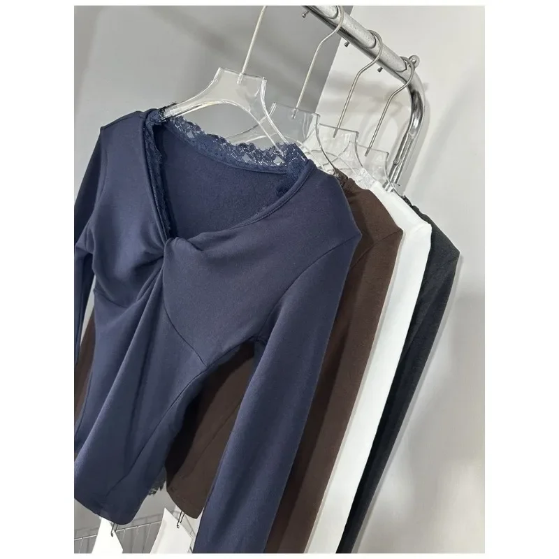 

T-shirt Slim Brushed Bottoming Shirt Top Autumn and Winter Lace Splicing Twisted V-neck Plus Velvet Long-sleeved
