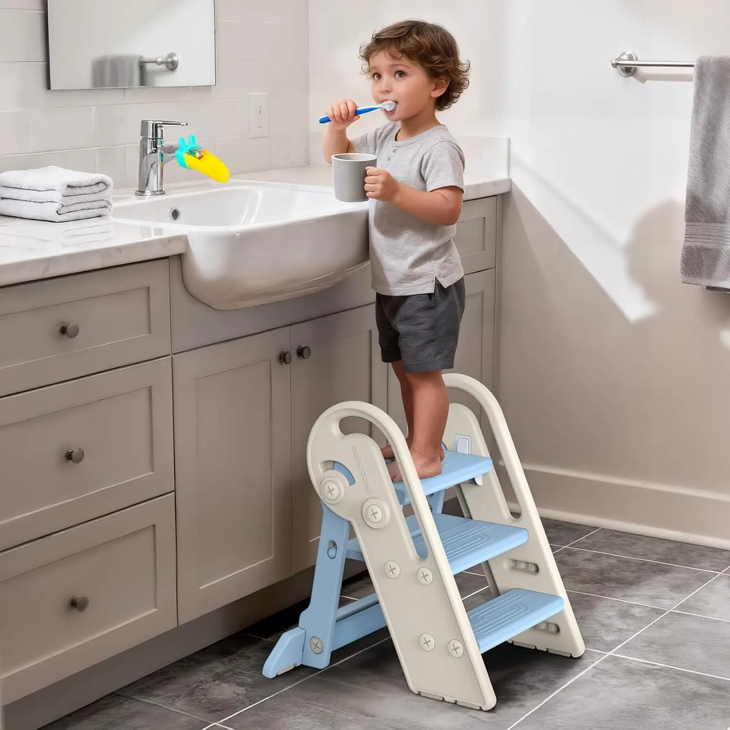 

Adjustable Step Stool with Handles,Converts from 3-Step to 2-Step,Non-Slip Anti-Tip Design for Safer Kitchen Use