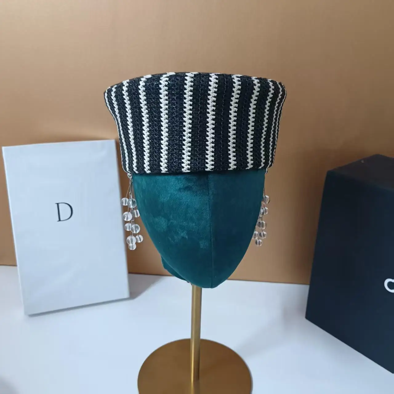 British Retro Striped Medicine Box Hat Beret Women's Flat Top Hat European And American Fisherman Hat Fashionable Photography