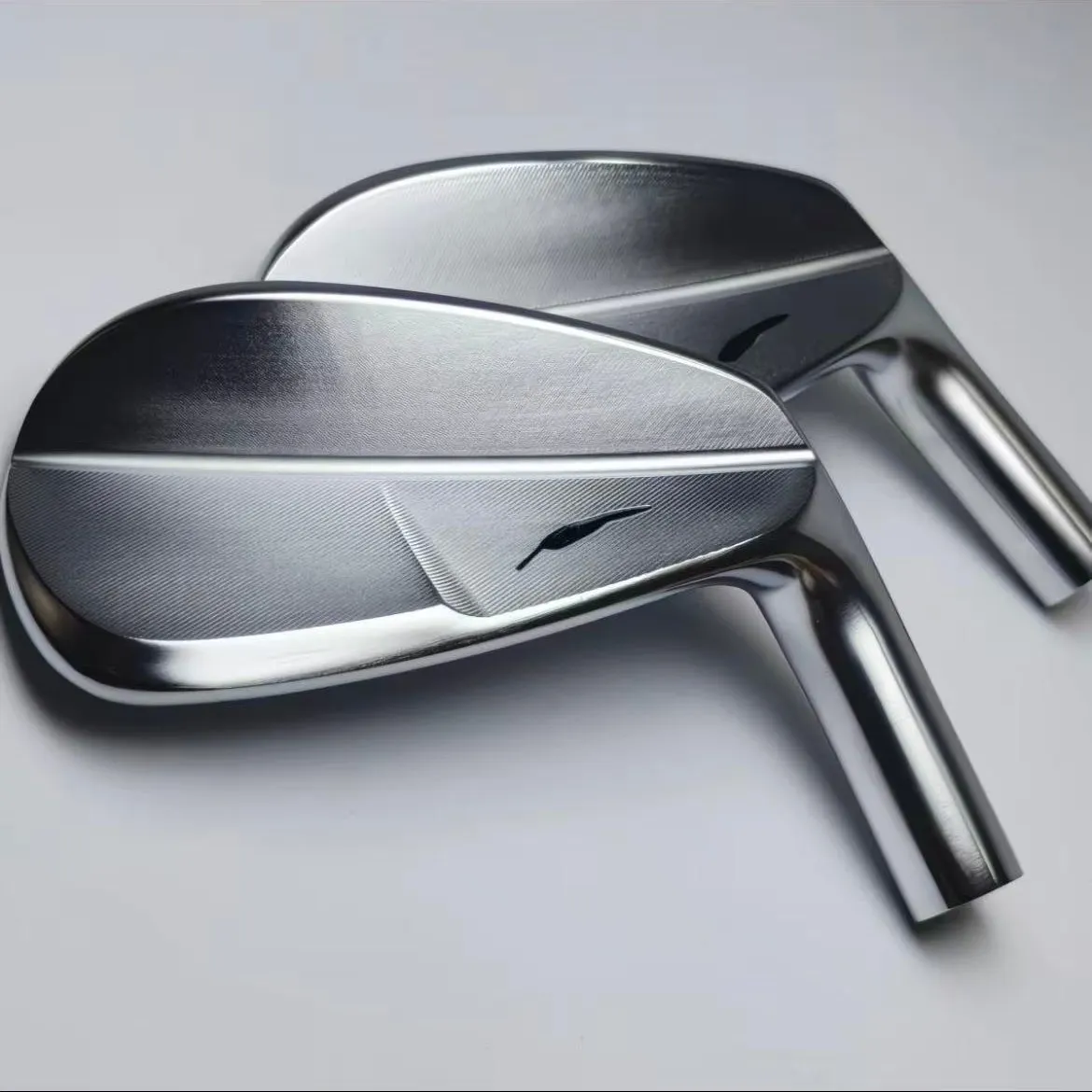 

Fourteen RM-B Golf Iron Heads Set S20C Soft Carbon Steel One-Piece Forged CNC Milled Muscle Back Blade Irons Head Custom