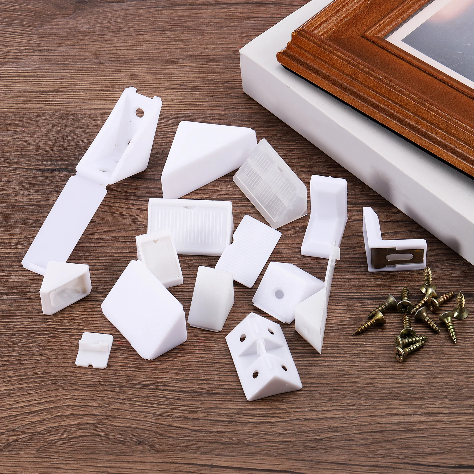 100 шт. пластиковые угловые скобы, угловой кронштейн 20x42x20 мм с винтами, белый