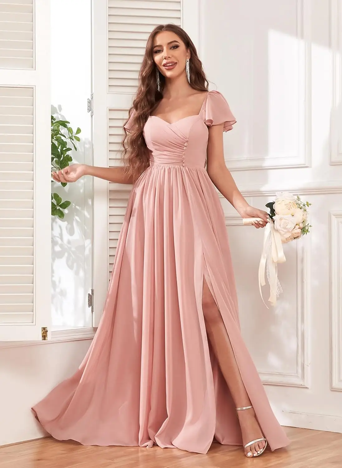 ชุดเพื่อนเจ้าสาวแบบยาวมีแขนสำหรับงานแต่งงาน ทรงเอไลน์ ผ้าชีฟองจับจีบ ชุดราตรีงานเลี้ยงอย่างเป็นทางการ มีกระเป๋า ชุดราตรีงานสำเร็จการศึกษา