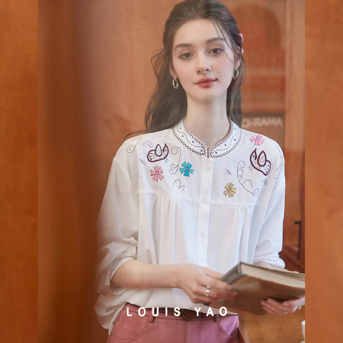 

LOUIS YAO Contrast Colors Collar Women's Blouses 2025 Autumn Retro Embroidered Women's T-shirt Long Sleeve Tees Tops for Women