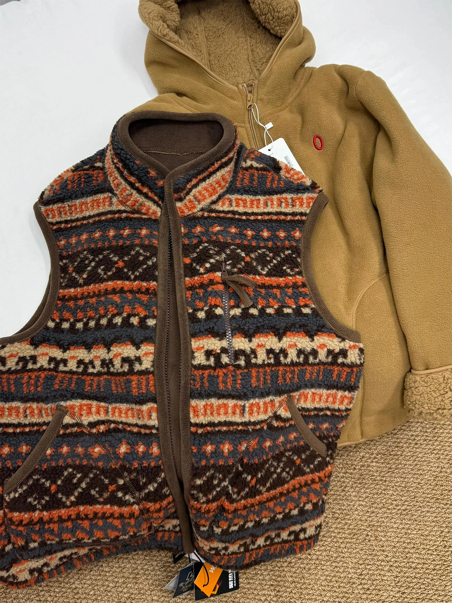 

Двусторонний жилет из меха ягненка, толстовка для занятий спортом на открытом воздухе, теплый бальный джет, женский жилет для поездок на работу, обычная длина, молния