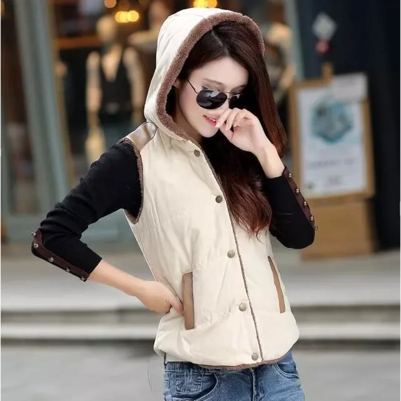 

Spring Autumn Winter Hot Sale Short Design Female Women Slim Add Wool Fashion Casual Warm Waistcoat Hooded Vest Cheap Wholesale