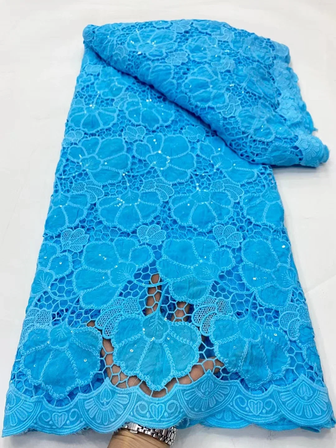 

2024 High Quality African Guipure Cord Lace Fabric With Sequins French Nigerian Lace Fabric For Luxury Wedding Material LDP24106