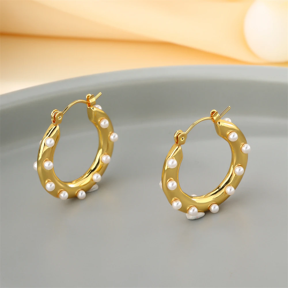 Chic Stainless Steel Clip Earrings For Women Elegant Imitation Pearl Earrings Party Wedding Fashion Jewelry Girls Gift 2024