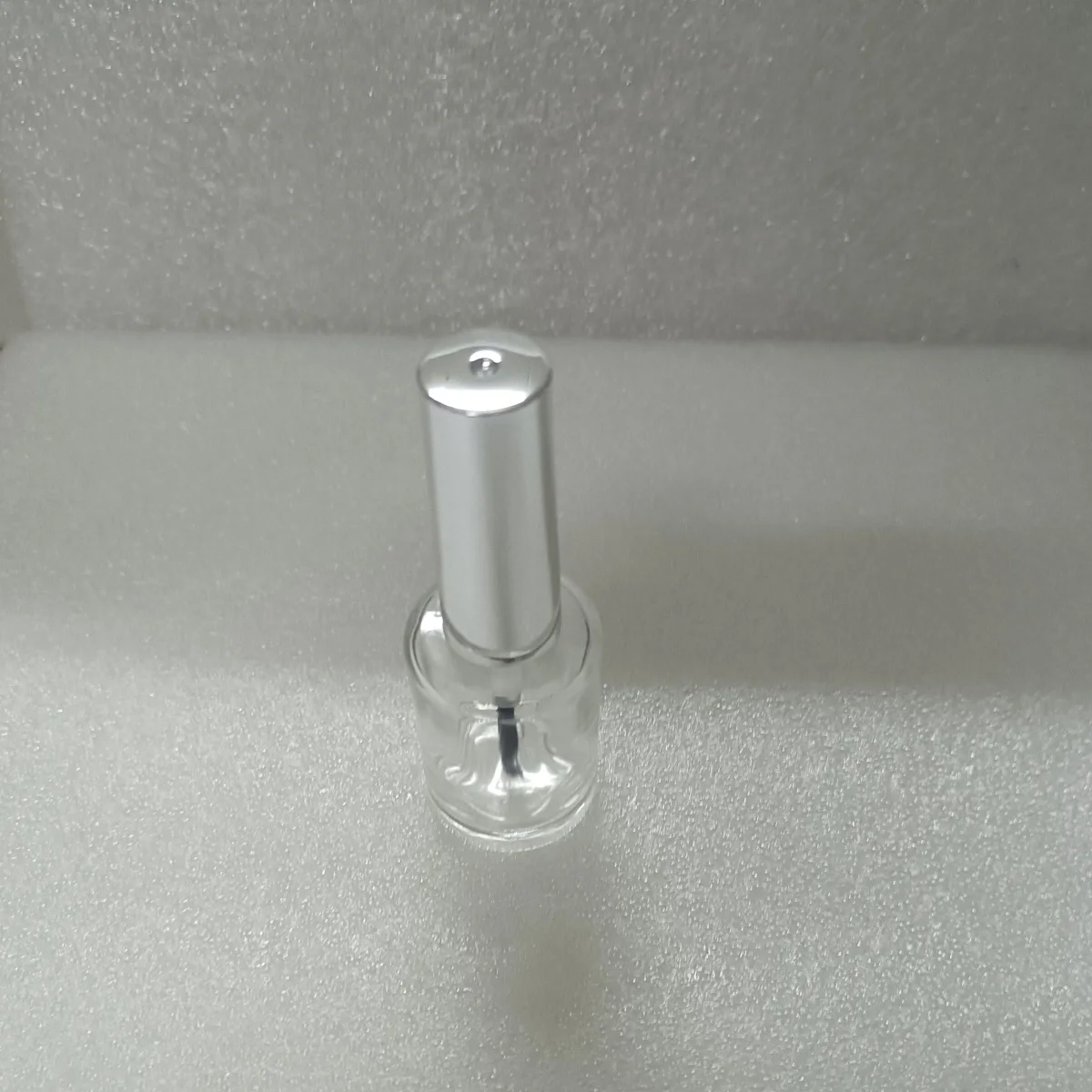 13ml 6 Pieces Clear Glass Nail Polish Bottles with Brush and Silver Lid Vials for Nail Art Liquid view 5