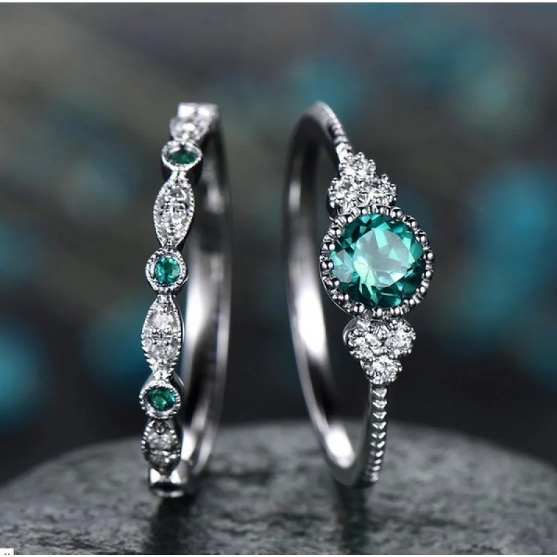Retro green, blue and red zirconian rings, suitable for women to wear, featuring a fashionable and classic style, suitable for w