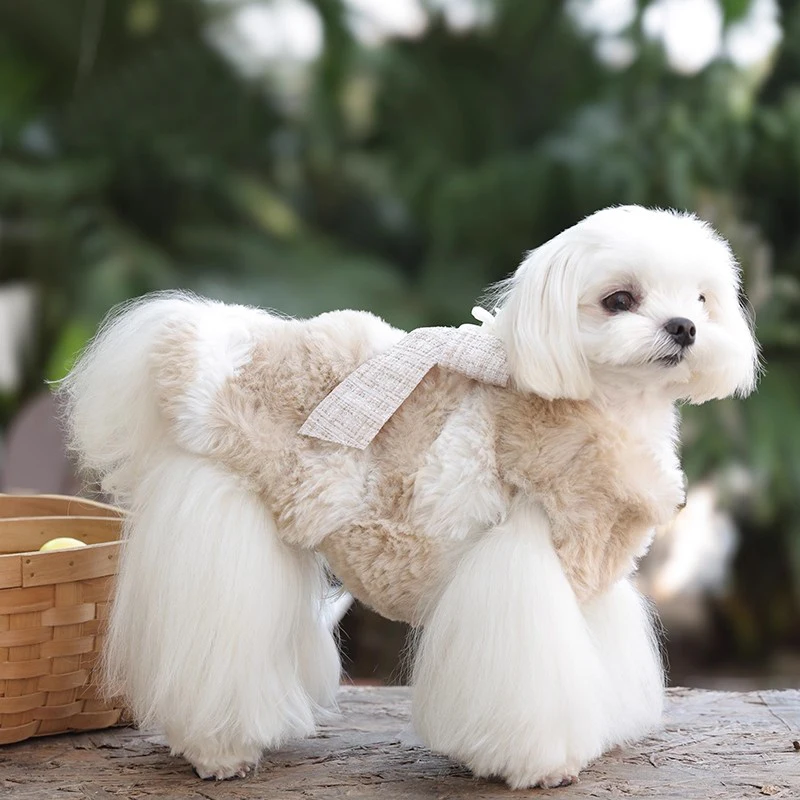 

Зимняя толстая плюшевая теплая одежда для собак, роскошное бежевое милое пальто принцессы с бантом, платье для маленьких и средних собак, йоркши, пудель, щенок