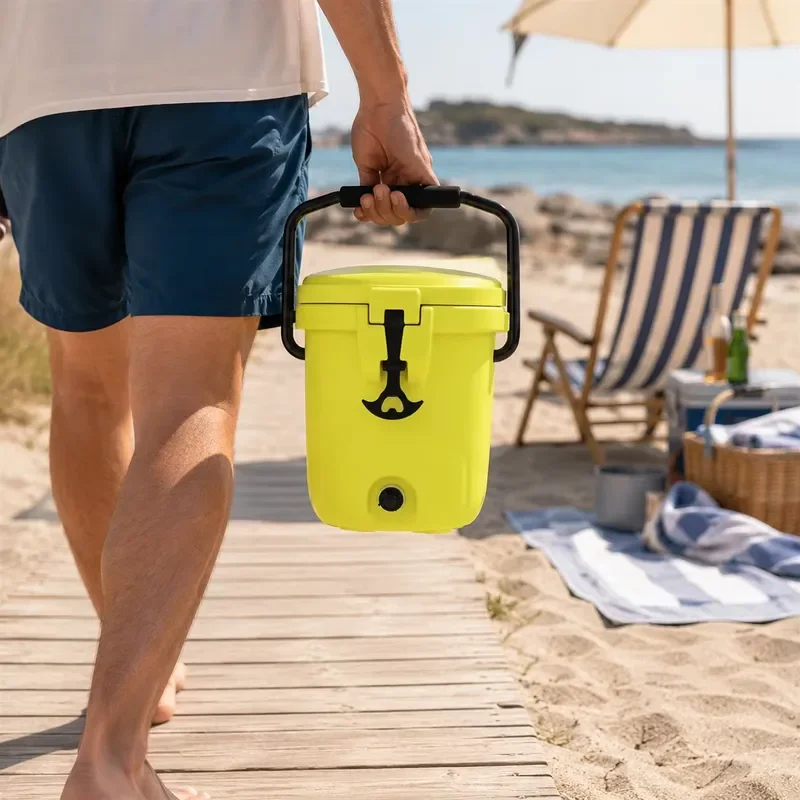 14QT Rotomolded Beverage Cooler Bucket with Faucet Portable Ice Chest LLDPE Insulation for Outdoor Party Camping Custom Logo