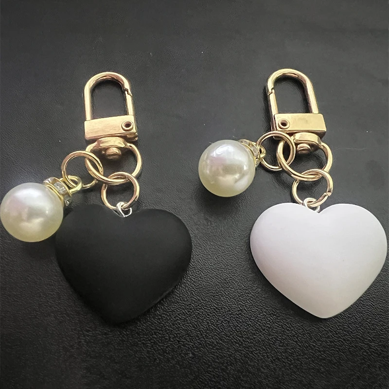 Parel Liefde Sleutelhanger Meisje Hart Zwart En Wit Glanzend Hart Accessoires Schattige Paar Tas Hanger