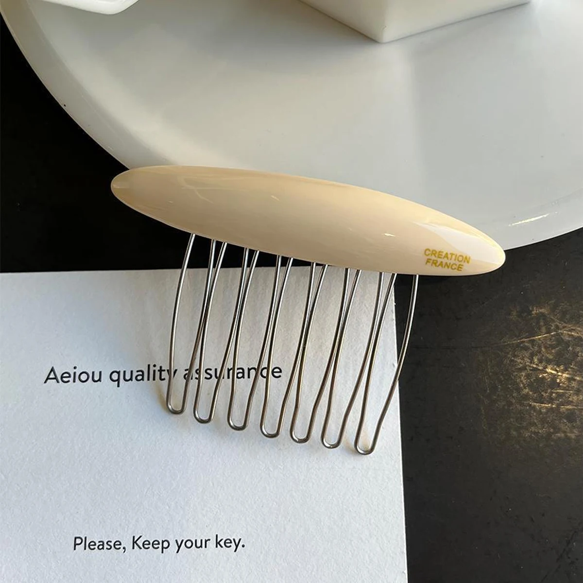 1 Stück Neuer Retro Gold Standard Haarkamm, Hochwertiger Ovaler Umgekehrter Kamm, Acetat-Seitenclip Koreanische Version des Kopfbedeckungs-Haarkamms – Detail 8