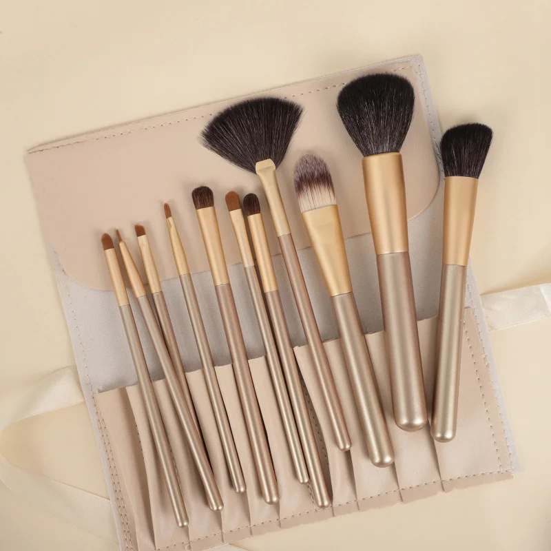 11makeup-brush-set-can-be-customized-manufactures-and-sells-a-complete-set-of-makeup-tools-and-brushes-directly-from-the-factory