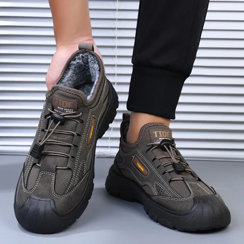 2026 Winter New Men's Snow Boots Fashion Comfortable Warm Plush Boots Outdoor Soft Sole Cotton Shoes for Man Running Sneakers
