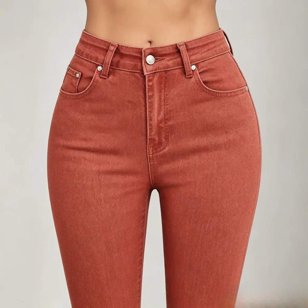 Women's mid-waist, slim and western style flat nail design, little women's feet rouge pink jeans.