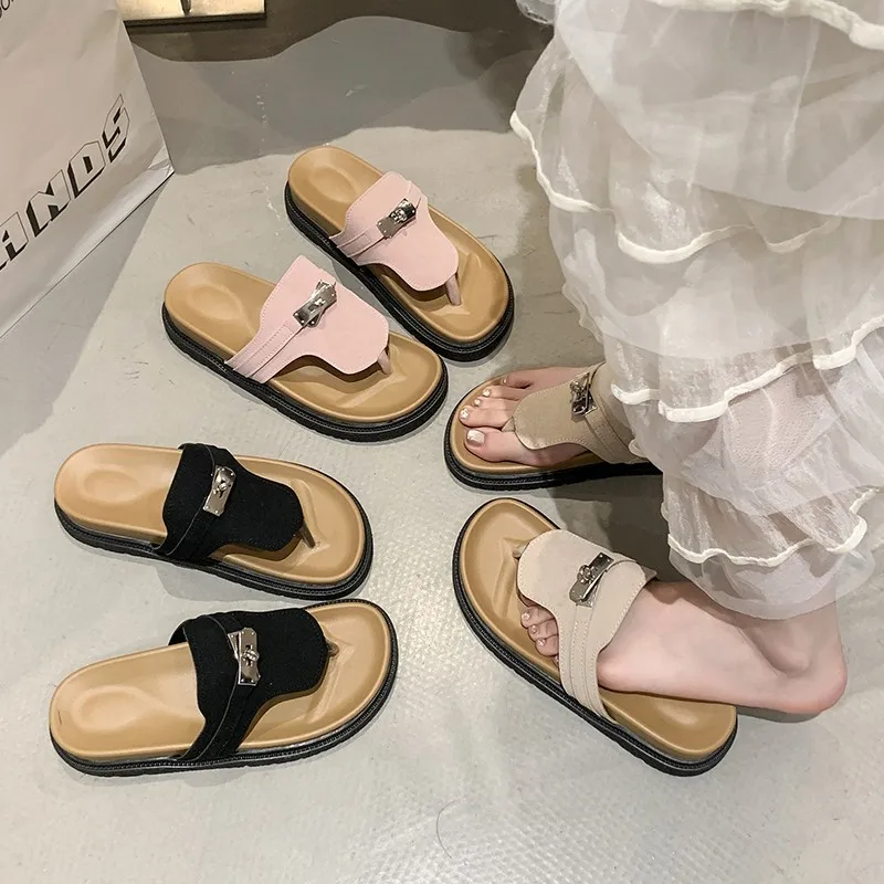 

Женские шлепанцы-сандалии 2026: летние повседневные модные кожаные шлепанцы-слайдеры на плоской подошве, модель 6577