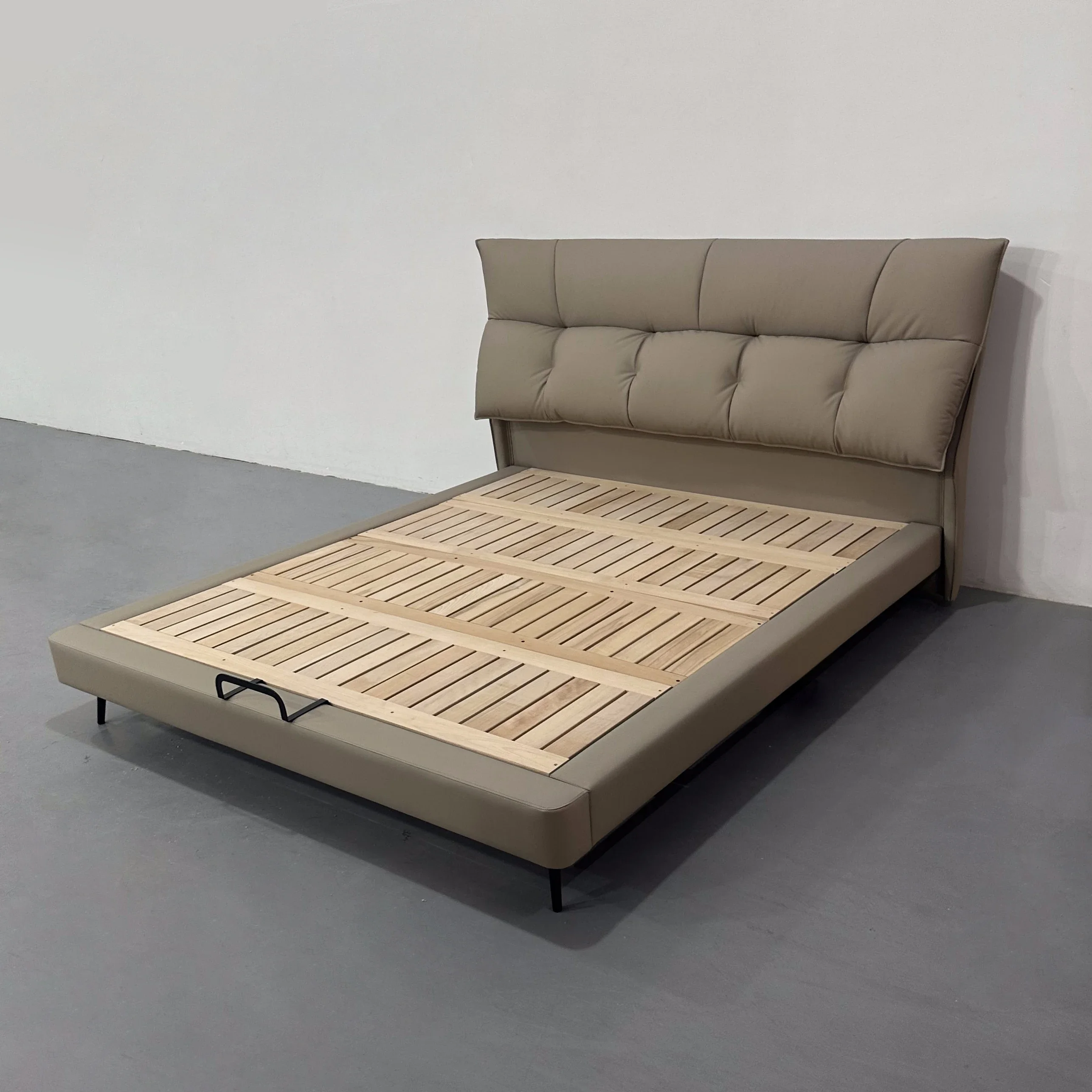 Double bed beech row skeleton leather soft bag solid wood bed High Quality