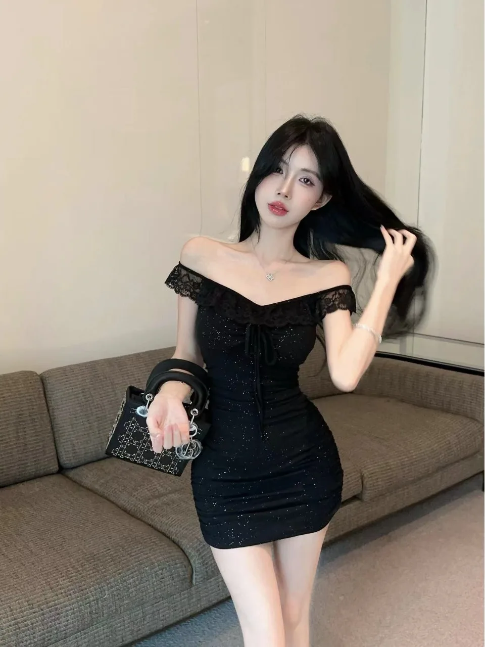 Elegant Lace Trim Slim Fit Wrap around Neckline Strap Dresses for Women Sexy Boucle Splice Flashing Waist Shaping Bodycon Skirt